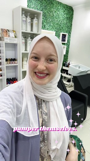 Pamper Yourself at Kuwaiti Salons - Relaxing Beauty Services