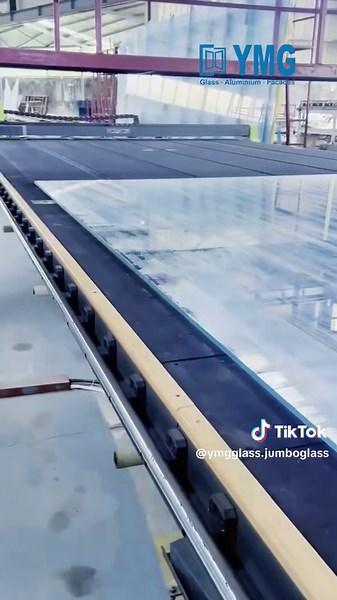 Jumbo Size Glass Installation Process Explained