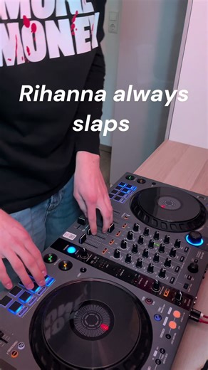 Rihanna Mashup: Party Favorites with David Guetta