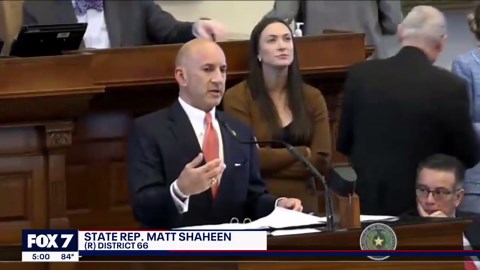 Texas can enforce drag show ban, federal court decides