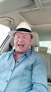 NO tiene madre Xóchitl, sigue cobrando sueldo, bonos, apoyos y FUERO como senadora. Mientras se pasea por todo México en campaña, tu familia le paga su sueldo. Apuesta a PERDER, y no quiere dejar en la mesa sus privilegios | Gilberto Lozano