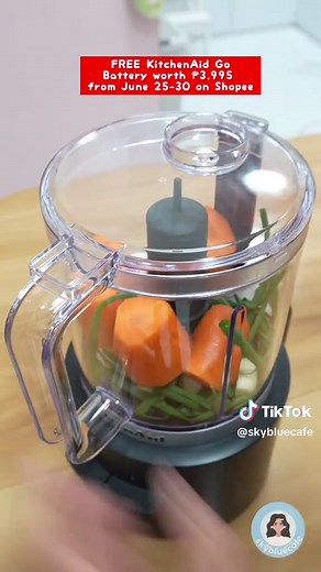 The new KitchenAid Go Cordless System is out and if you love a clutter free kitchen or you’re always on the go, then this one is for you! For this recipe the KitchenAid Go Cordless Chopper really made ingredient prep faster ❤️ @KitchenAid Philippines Ingredients Carrots Onion Garlic Onion Chives Ground Pork Egg Cornstarch Oyster Sauce Pepper Molo Wrapper Shredded Chicken Fish Sauce Chicken Cube #KitchenAidPH #MadeForMakers #KitchenAidGo #skybluecafe #eatsltd #easyrecipe #molosoup