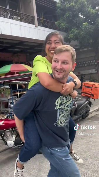 Exploring the Filipino Culture: Riding a Jeepney Adventure