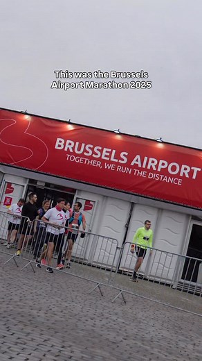 Over 22,000 runners, 125 nationalities and one record-breaking edition of the Brussels Airport Marathon! We ran, we cheered, and we doubled donations to €15,000 for @demoucelleparkinson. 🙌 A huge thank you to everyone who made this year’s marathon one to remember! ❤️ #brusselsairport #wearebrusselsairport #brusselsairportmarathon | Brussels Airport