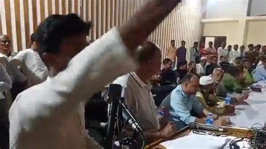 ধানের চাষ করতে গিয়ে উ'ত্তেজিত কর্মীর শরীরে হঠাৎ জ্বী'নের আ'ছড়, উপস্থিত সবাই অবাক..! | Empire 71