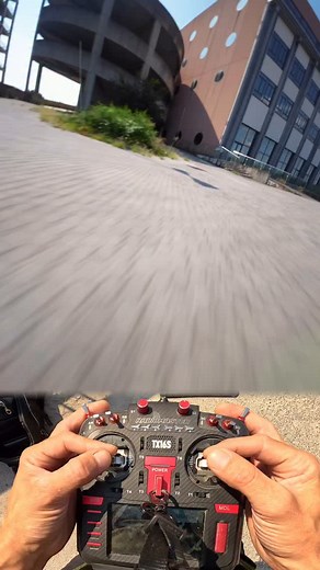 3.6M views · 22K reactions | Smashed my head, but it saved me! 洛...