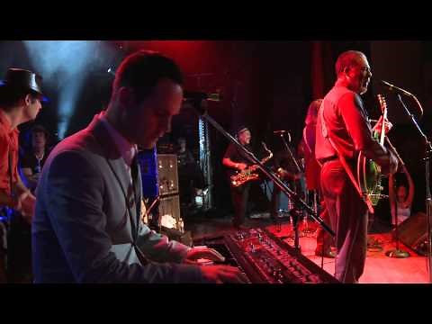 LMT CONNECTION "Your Body's Hot" LIVE!