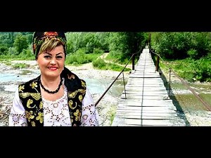 Crina Horincar - Greu ii puntea de trecut - Colaj cantece de petrecere