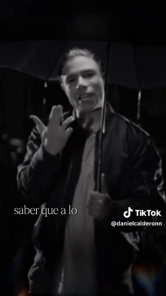 💔 Hay despedidas que terminan una historia… pero no terminan lo que uno siente. La vida sigue, cambian los lugares, llegan otras personas… pero basta una canción, un recuerdo o una mirada para volver exactamente ahí. 🎶 “Me parte el corazón” no necesita explicación… porque cuando una canción cuenta lo que uno nunca pudo decir, termina siendo de todos. ❤️‍🔥 👇 ¿A quién te hizo recordar esta canción? @Ivan Calderon @Las Canciones de Ibio Calderon @DC y Los Gigantes fans @Los Gigantes Del Vallena