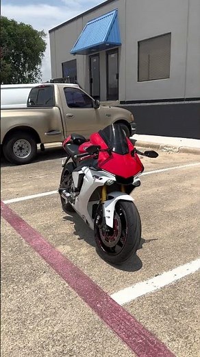 2015 Yamaha YZF R1 Full Walkaround (FOR SALE)