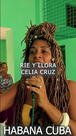 RIE y LLORA : CELIA CRUZ