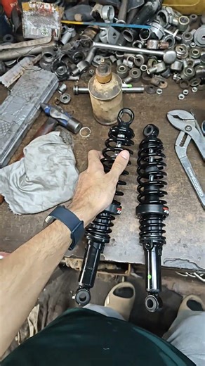 TVS Phoenix Rear Suspension Installed on Yamaha RX100 🔧 | Custom Suspension Alteration