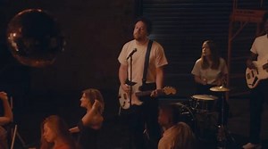 Metronomy - Insecurity - Video - SENTIREASCOLTARE