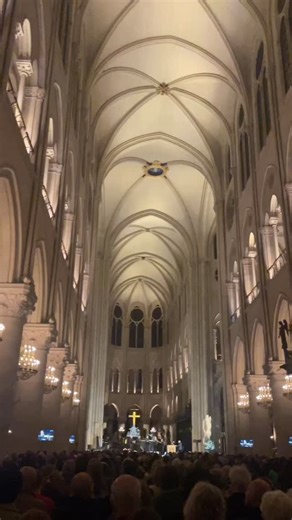 Notre Dame! @centreculturelirlandais @nvallely | Karan Casey