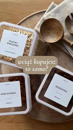 Jak zorganizować kuchnię: skuteczne etykiety i porządek