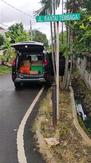 TEKNISI MEMAKAI JAS HUJAN DEMI PASANG FAT (TERBAIK) 🧰🇮🇩💪 #teknisiindonesia #teknisipemula #jakarta