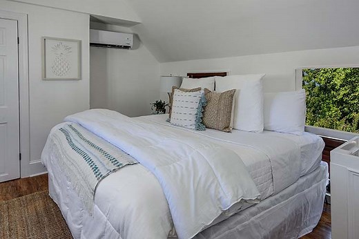 Beach Rose Cottage | Romantic B&B Cape May, NJ | Ashley Rose