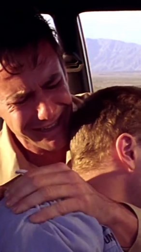 🎥 Filme: The Trip (2002) Disponível no YouTube, ou em em nossa plataforma. Todos os links na bio! #gays #gaysinlove #amorgay #historiadeamorgay #vivaadiversidade #cinemagay #cinegay