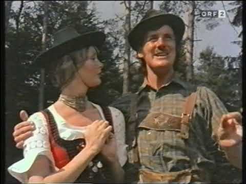Monty Python - Holzfällersong (Lumberjack Song) (deutsch gesprochen / spoken in german)