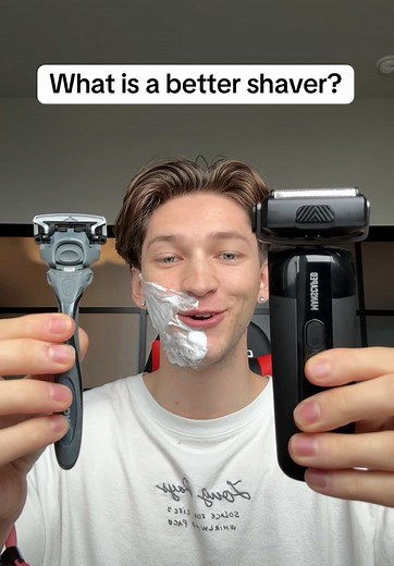 Best Razor for a Clean Shave: Compare Foil vs Blade