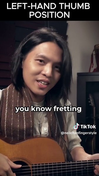 Left-Hand Thumb Position #guitarlessons #guitarteacher #guitarlife #fingerstyle #fingerstyleguitar