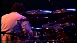 Linda Ronstadt - Tracks Of My Tears 1976 | memory music