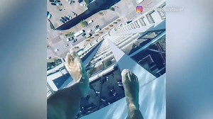 Would you swim in a glass-bottom pool 40 stories above the city? 💦 See more videos in our Gallery: http://ow.ly/VNGy30aLKZd | The Weather Network