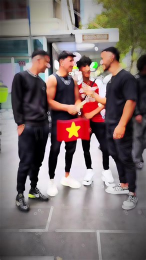 Khám Phá Việt Nam: Văn Hóa và Con Người