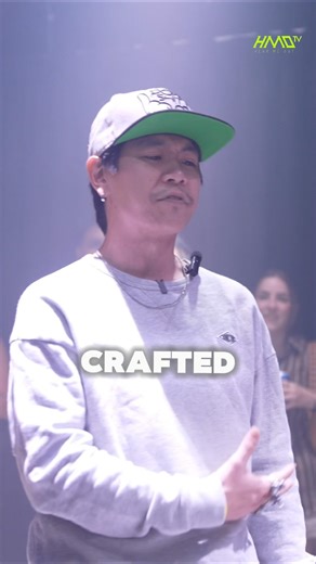 Emcee Wey make his way! #rapbattle