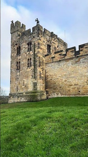 Alnwick Castle