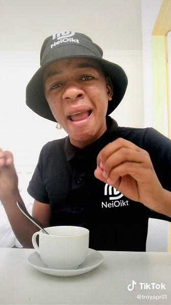 Casual Moments with Nelokit: A Relaxed Indoor Setting