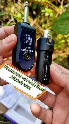 UHF TRANSCEIVER MICROPHONE RECEIVER AND TRANSMITTER Turns a wired mic into a wireless upgrade