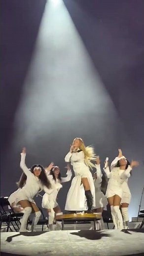 War & Party On Stage @ F1 Abu Dhabi 🧿