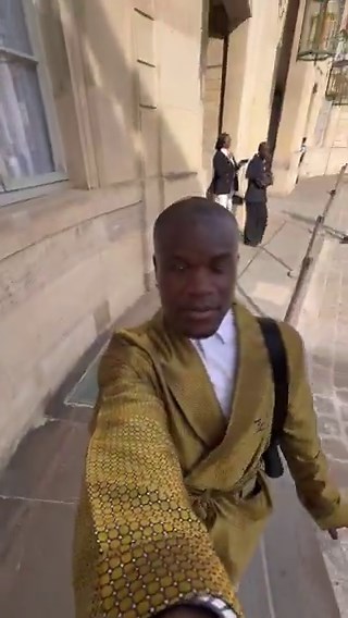 Très honoré et ravi d’avoir été invité par son excellence le chef de l’état @EmmanuelMacron à l’événement «Vers le Sommet Africa Forward, échange avec les diasporas africaines».Un événement en marge du sommet Africa forward qui se tiendra à Nairobi, au Kenya les 11 & 12 Mai prochain.Le but de cet événement était de rappeler l’importance et le poids que notre diaspora africaine détient surtout au niveau économique.Un grand merci au club batir des ponts & à Sembe agency pour l’opportunité en tant