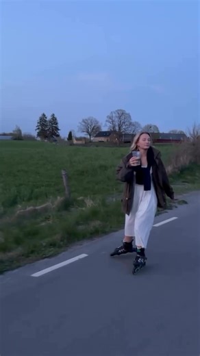 9.8K views · 728 reactions | Ni ❤ #fitness #painting #dance #pov #fyp #tips #diy #trending #workout #fashion #omg #model | Johanna Juhlin | Facebook