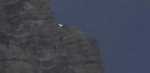 Valery Rozov bate el récord de 'salto base' en el Everest