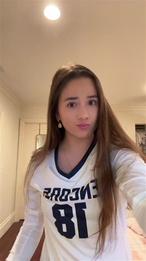 ava (@ava_bar09)’s videos with Birthday - Katy Perry