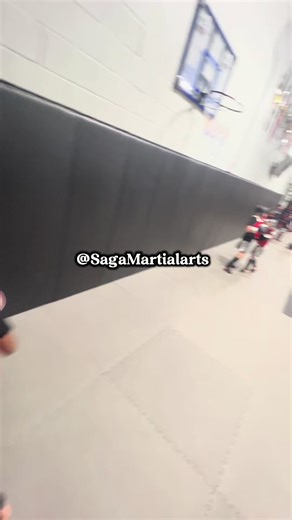 Youth Muay Thai Ages 9-12 FUN. MOVE. LEARN. PLAY 👇Inquire today on our website form 🌐 www.sagamartialarts.com 📧 Info@sagamartialarts.com 📞 289-927-3806 📍 Whitby, Ontario 🥊 Muay Thai | Boxing | Kickboxing #whitby #durham #muaythai #ajax #sagamartialarts