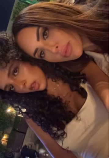 Embracing Naturally Curly Hair with Mom's Love