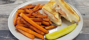 Fresh, delicious meals worth the wait at N.J. Amish market