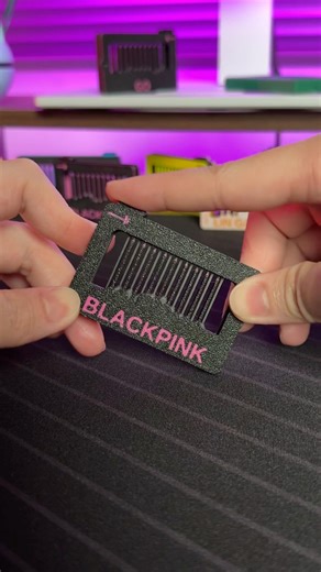 Look at you, now look at me... 🖤🩷✨ HYLT | Musical Fidget