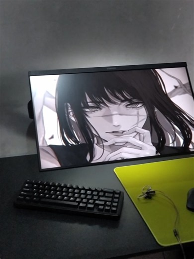 Black Minimalist Laptop Setup Ideas