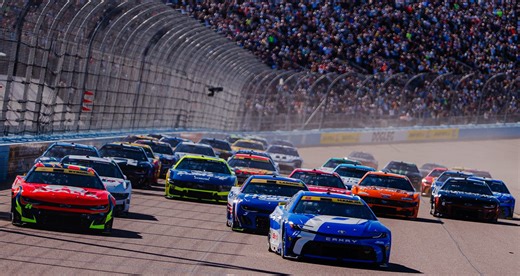Phoenix preview: JGR comeback? SVG oval victory?