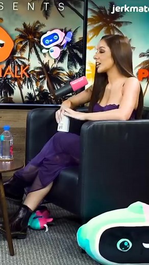 Amazing podcast show 😛😂🤣 #Podcast #Podcasting #TalkShow #Interviews #Conversations #Discussion #News #Entertainment #Guests #Storytelling #Education #Inspiration #Comedy #Culture #CurrentEvent #tvshow #tvseries #tv | PillowTalk Ch