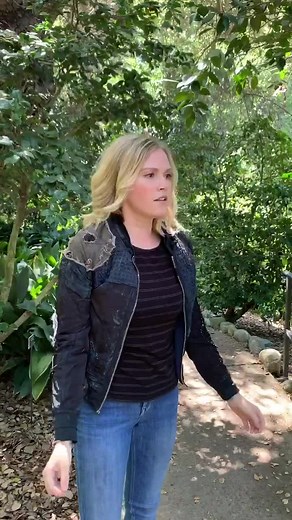 Eliza Taylor Jacket Style: Tips for Working with Difficult Jackets