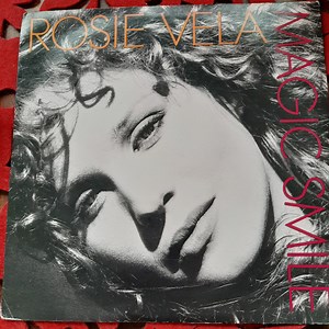 Rosie Vela - Magic Smile
