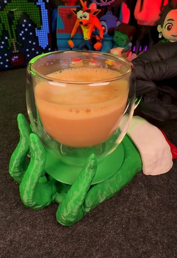 Create a Festive 3D Printed Grinch Hand Coaster