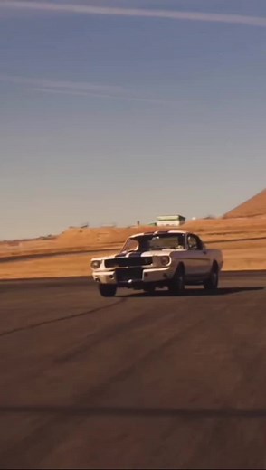 muscle_cars.america op TikTok