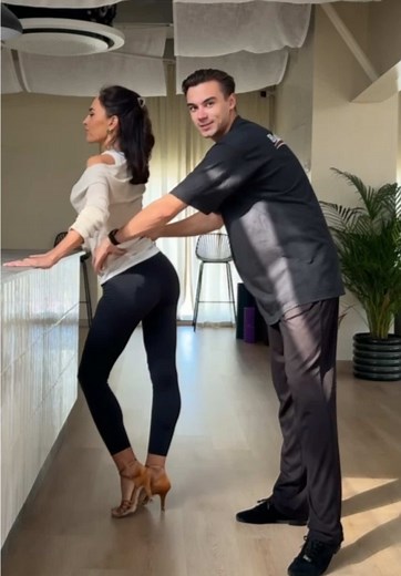 Cha Cha Dance Tutorial for Beginners