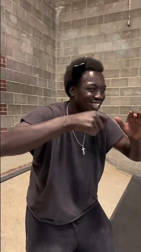 I taught a random kid how to drop in on a skateboard in 1 day! #skateboarding #skateboarding #shorts